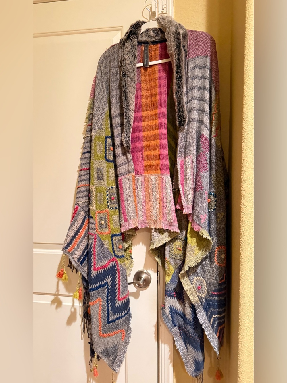 Aratta Multi-Color Patterned Cape Wrap with Faux Fur Trim